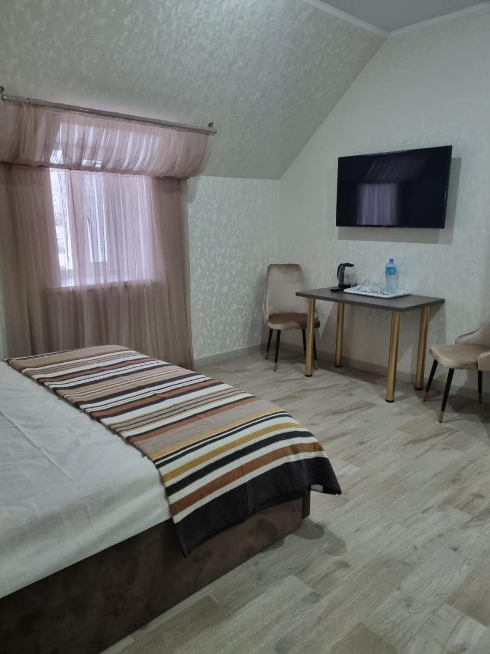 Hotel Гостинично-Банный Комплекс Майами Люкс Kostanái Exterior foto